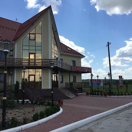 Hotel Oktan Kryve Ozero Ngoại thất bức ảnh