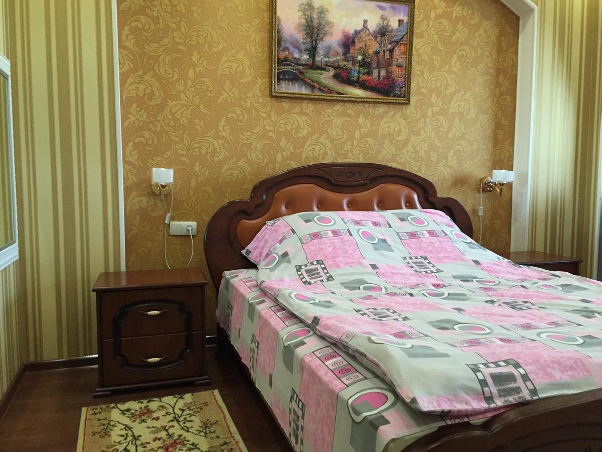 Hotel Oktan Kryve Ozero Ngoại thất bức ảnh