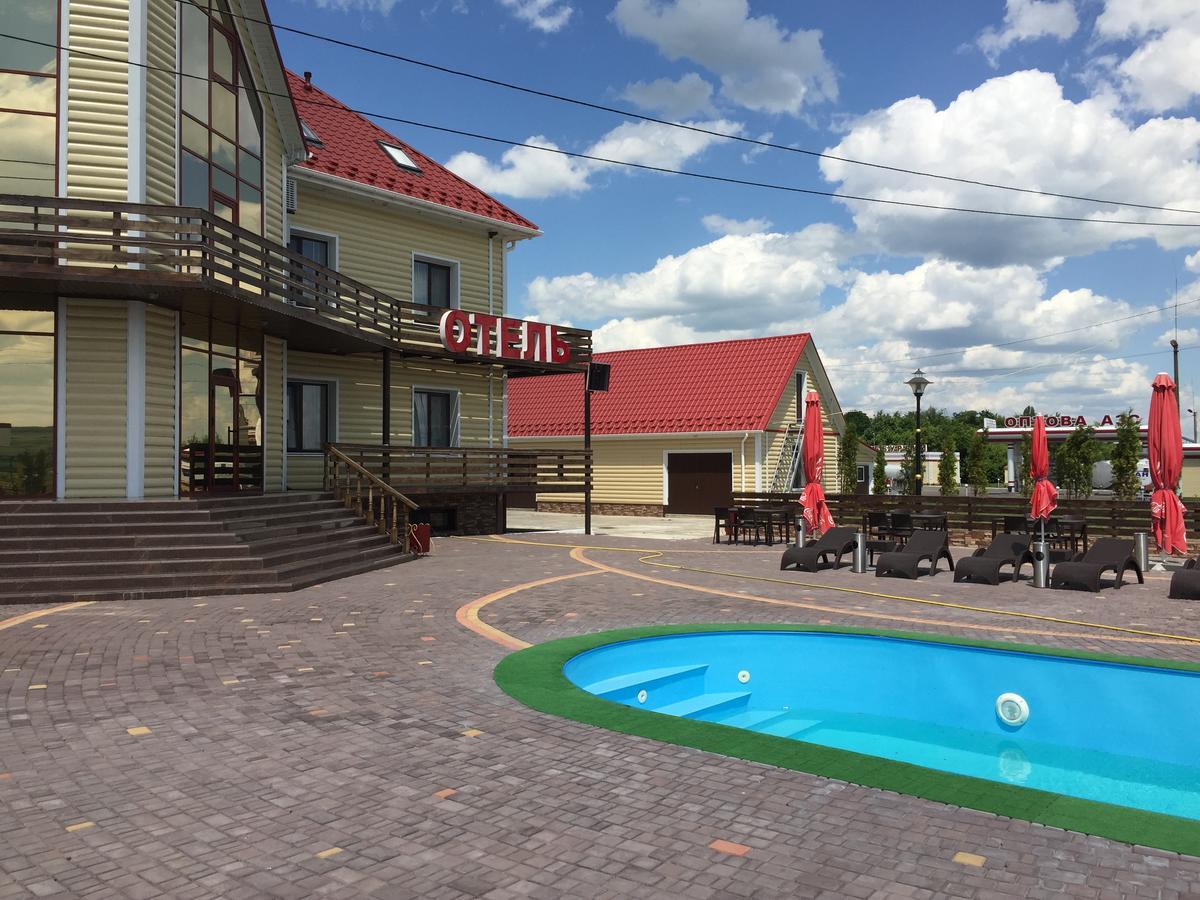 Hotel Oktan Kryve Ozero Ngoại thất bức ảnh