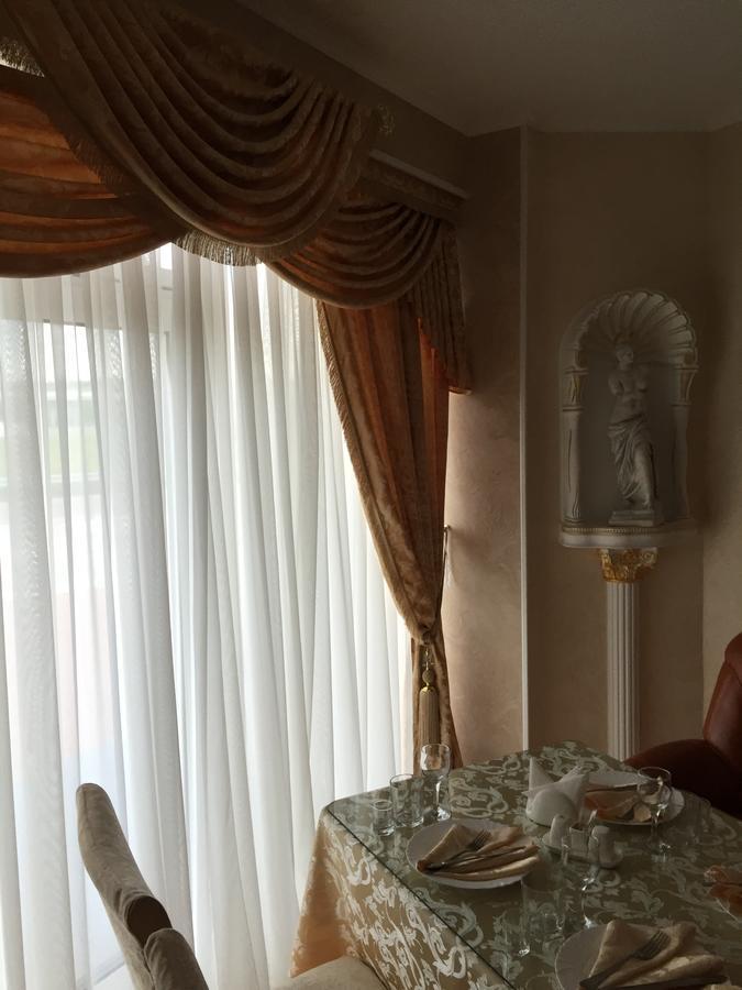 Hotel Oktan Kryve Ozero Ngoại thất bức ảnh