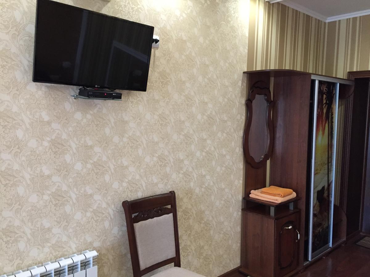 Hotel Oktan Kryve Ozero Ngoại thất bức ảnh